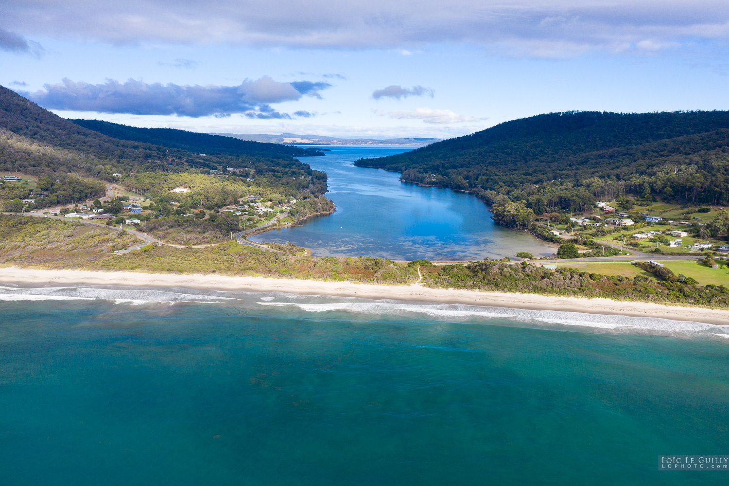 photograph of Aerial view of Eaglehawk Neck in Tasmania
